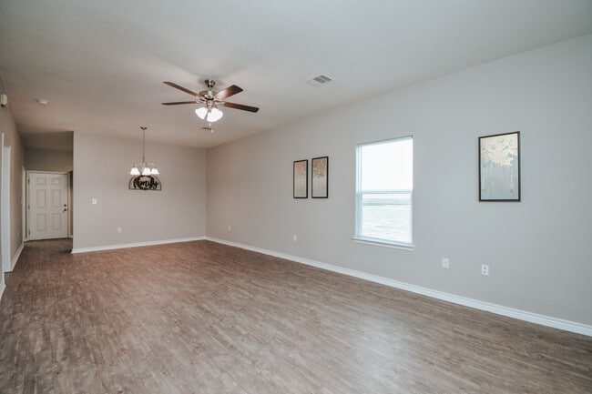 Building Photo - 88 Diebel Dr