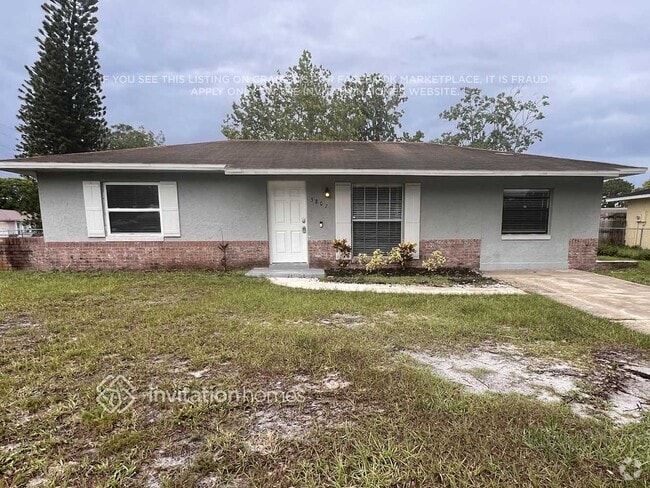 Building Photo - 3807 Spoonbill Ave
