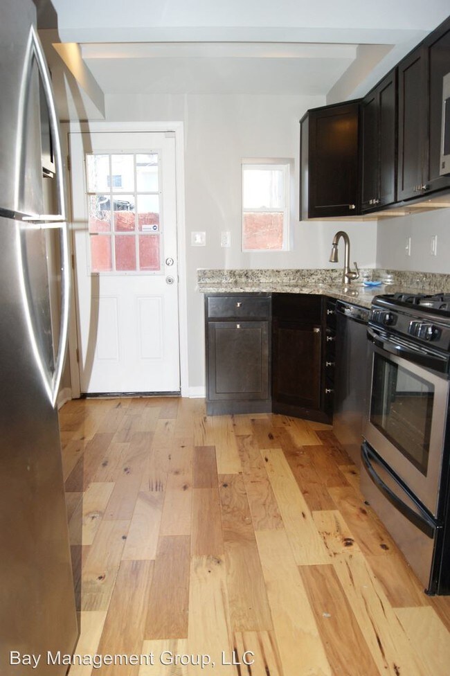 Foto del edificio - 2 br, 1.5 bath House - 222 S. Durham St.