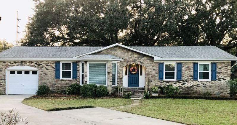 Primary Photo - 3 br, 2 bath House - 1131 Island View Dr