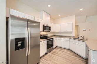 Building Photo - 7865 Pandora Sky St
