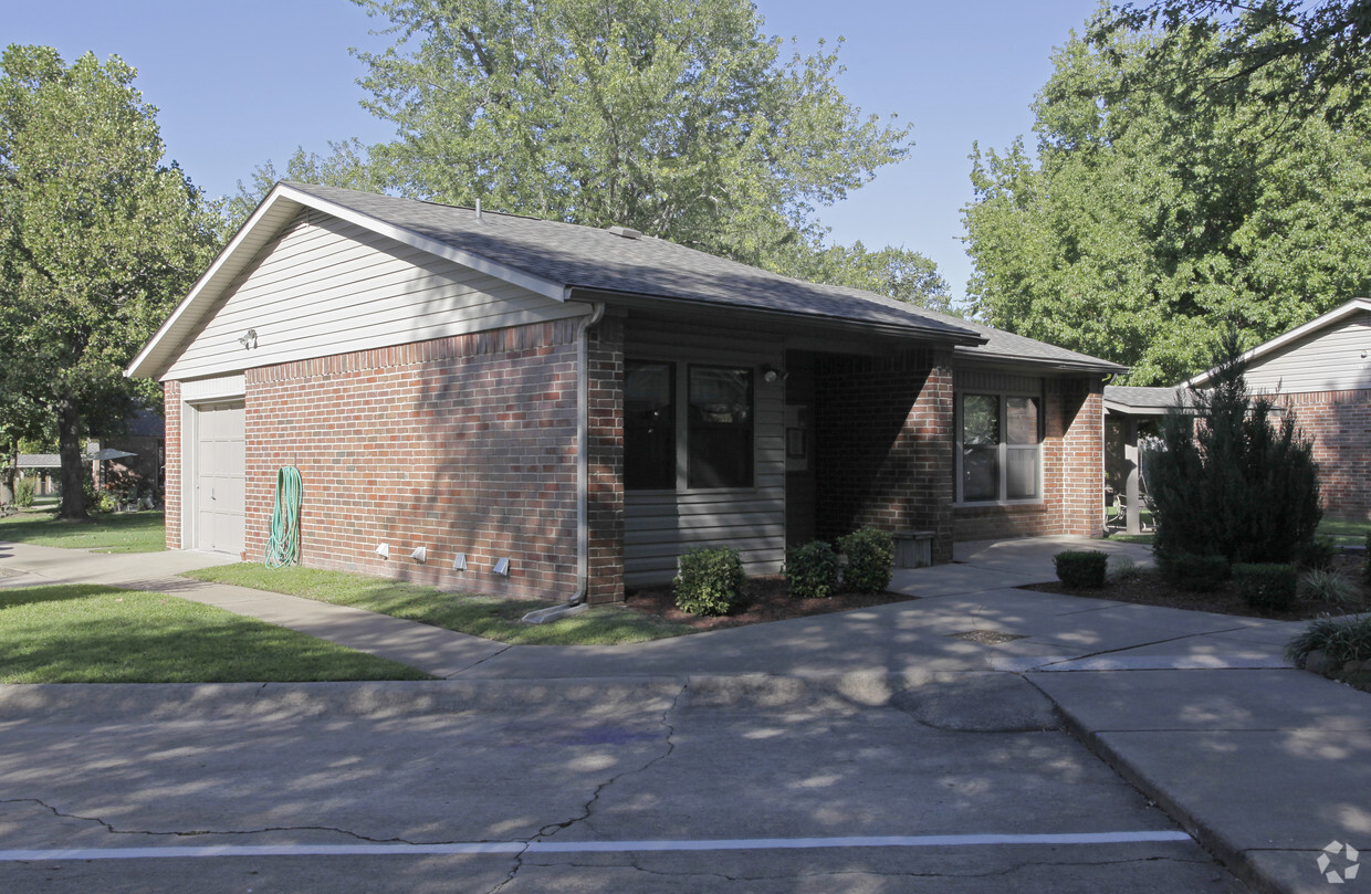 Foto del edificio - SavannahPark of Farmington