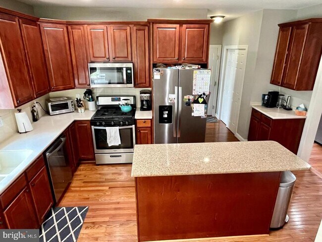 Foto del edificio - 204 Windham Dr