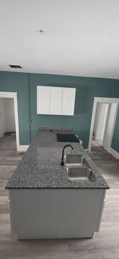 Foto del edificio - 402 N Washington St