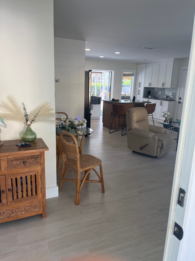 Building Photo - 27251 Patrick St