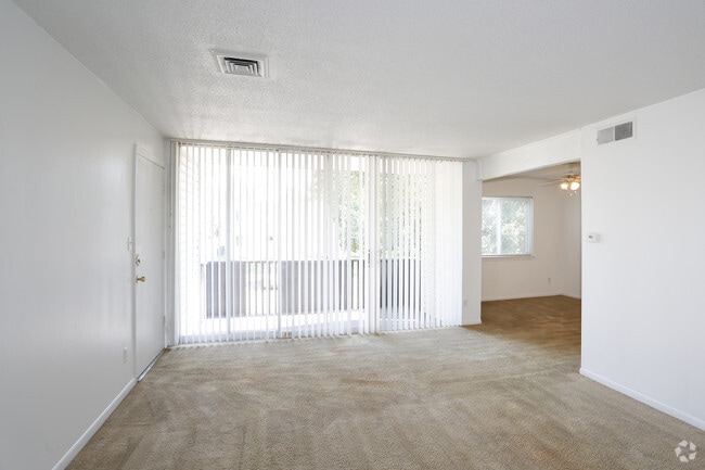 Interior Photo - Blue Ridge Place
