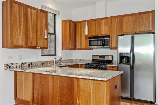 Foto del edificio - 2151 W Evergreen Ave