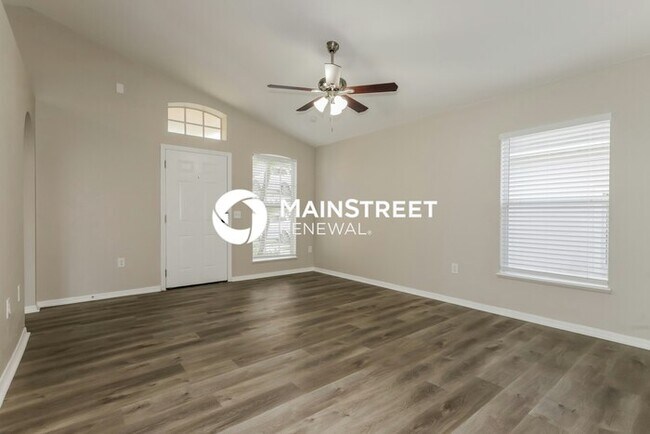 Foto del edificio - 3 Bedroom Pet-Friendly Home in RUSKIN, FL with Main Street Renewal