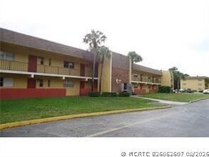 Building Photo - 7900 Fairview Dr