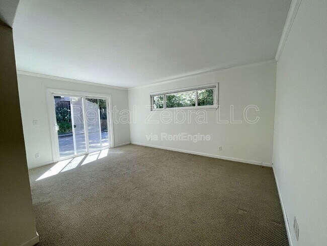 Foto del edificio - 626 Huntleigh Dr