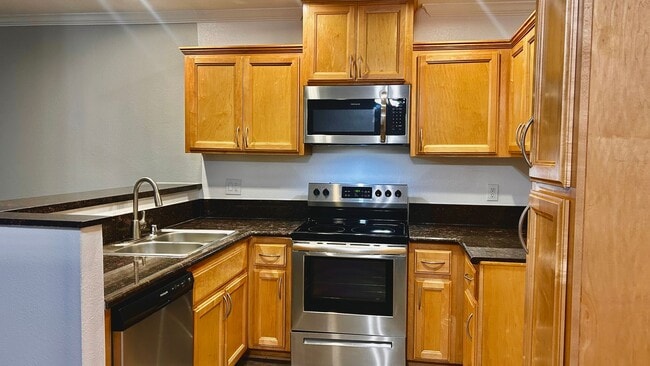 Interior Photo - Summer Crest Apartments