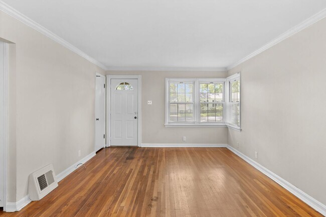 Foto del edificio - Cute 3 bed 1 Bath in Bellefontaine Neighbors