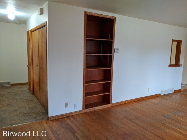 Building Photo - 3709 Hanover St