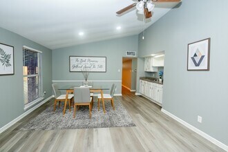 Building Photo - 7206 La Granada Dr