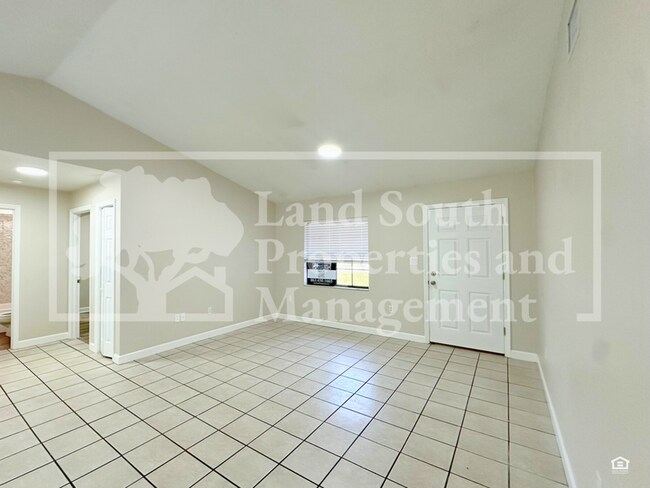 Foto del edificio - 3634 Sherertz Rd