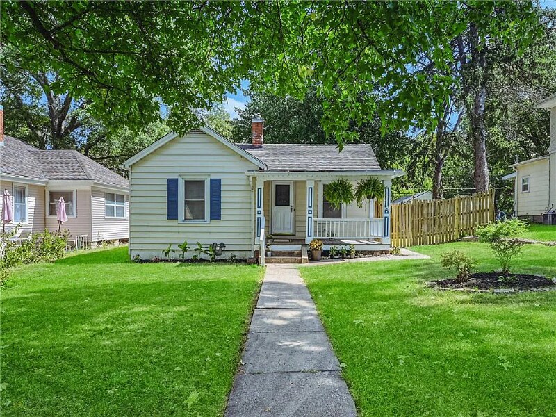 1011 9th Ave, Leavenworth, KS 66048 House Rental in Leavenworth, KS