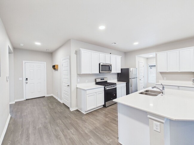 Foto del edificio - 7604 SW Grant Ave