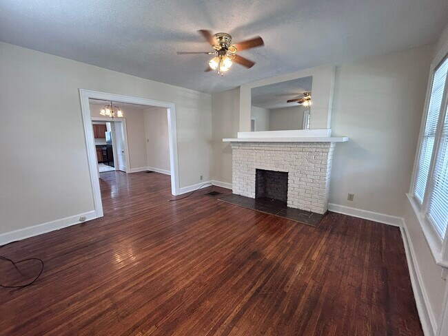 Foto del edificio - 1267 N 5th St