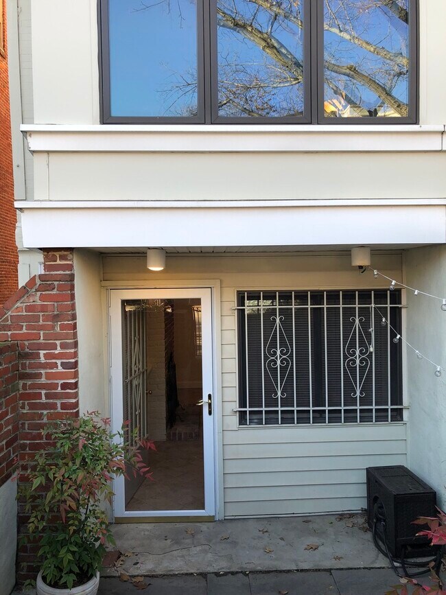 Foto del edificio - 1610 15th St NW