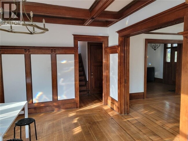 Building Photo - 43 Barnesdale Ave S