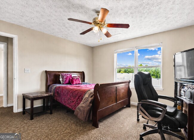 Foto del edificio - 12303 Waldrop Pl