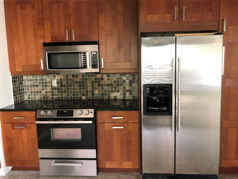 Foto principal - 131 NW 73rd Ave