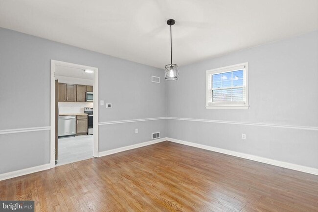 Building Photo - 6217 Stoneham Rd