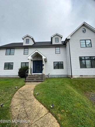 Building Photo - 259 Roosevelt Ave