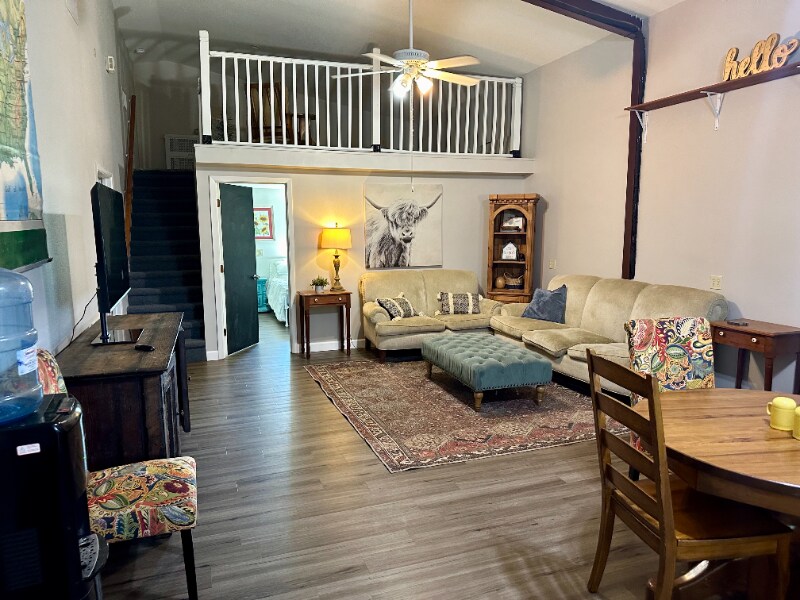 Foto principal - 3137 Pearl Rd