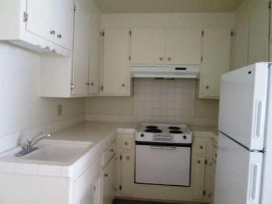Kitchen - 2409 Q St