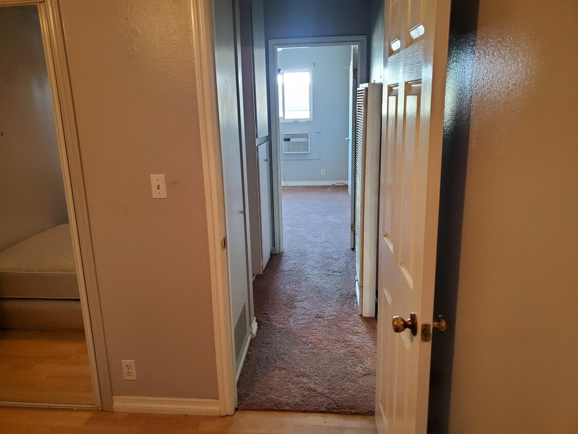 150 E Lakeshore Dr Unit 5, Lake Elsinore, CA 92530 Condo for Rent in