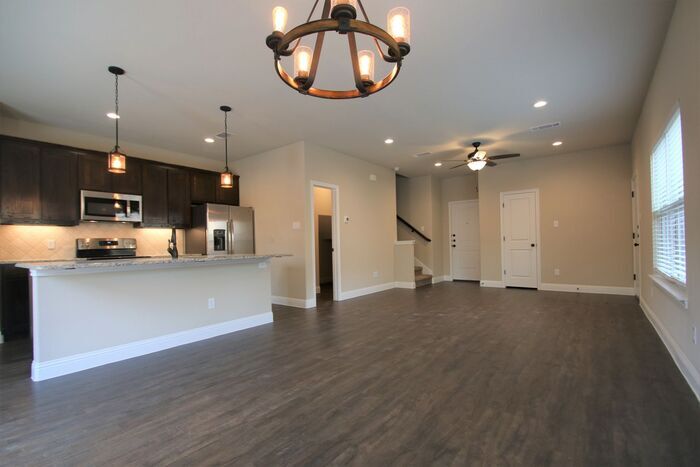 Foto principal - FALL IN LOVE w/ The Luxury Townhomes @ Jam...