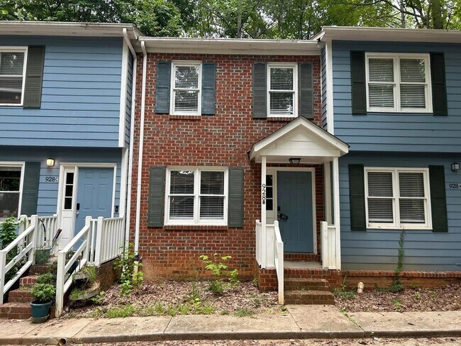Building Photo - 928 Hearthridge Ct