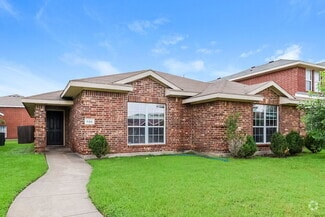 Building Photo - 705 Pine Hollow Dr