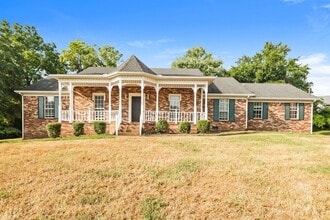 Building Photo - 3933 Hillshire Dr