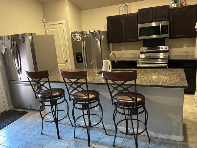 Foto del edificio - 1303 Terra Cotta St