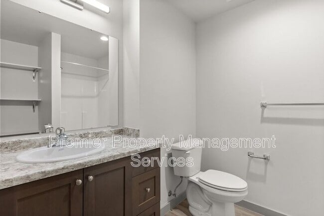 Foto del edificio - 1127 Alderson Ave