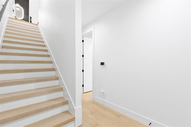 Building Photo - 1147 N Madison Ave