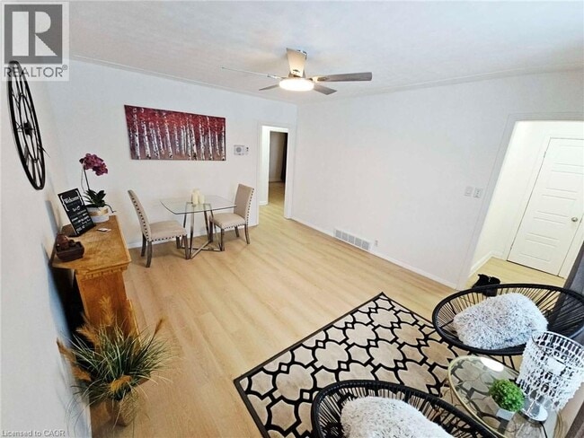 Building Photo - 125 Adair Ave S