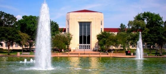 Minutes to The University of Houston - 2303 Rosewood St