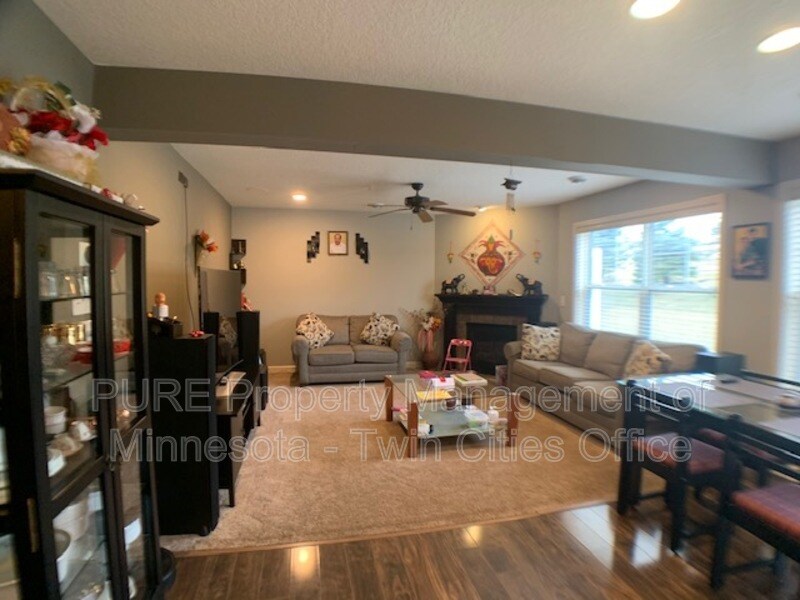 3467 Chestnut Ln, Eagan, MN 55123 House Rental in Eagan, MN