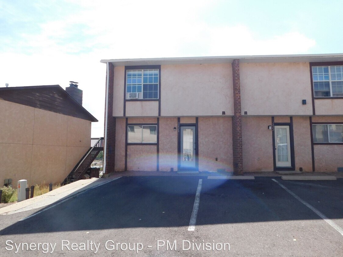 Primary Photo - 2420-2426 Allegheny Dr