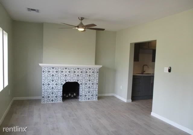Building Photo - 1 br, 1 bath House - 551 W Portland St