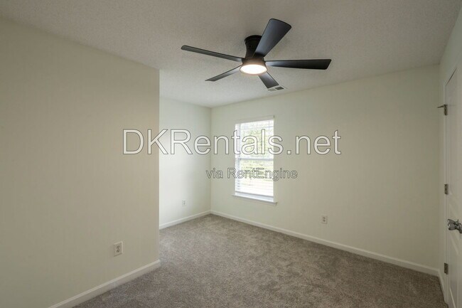 Building Photo - 54 Darbys Run Ct