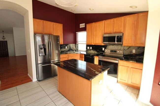 Building Photo - 4848 S Elk Ct