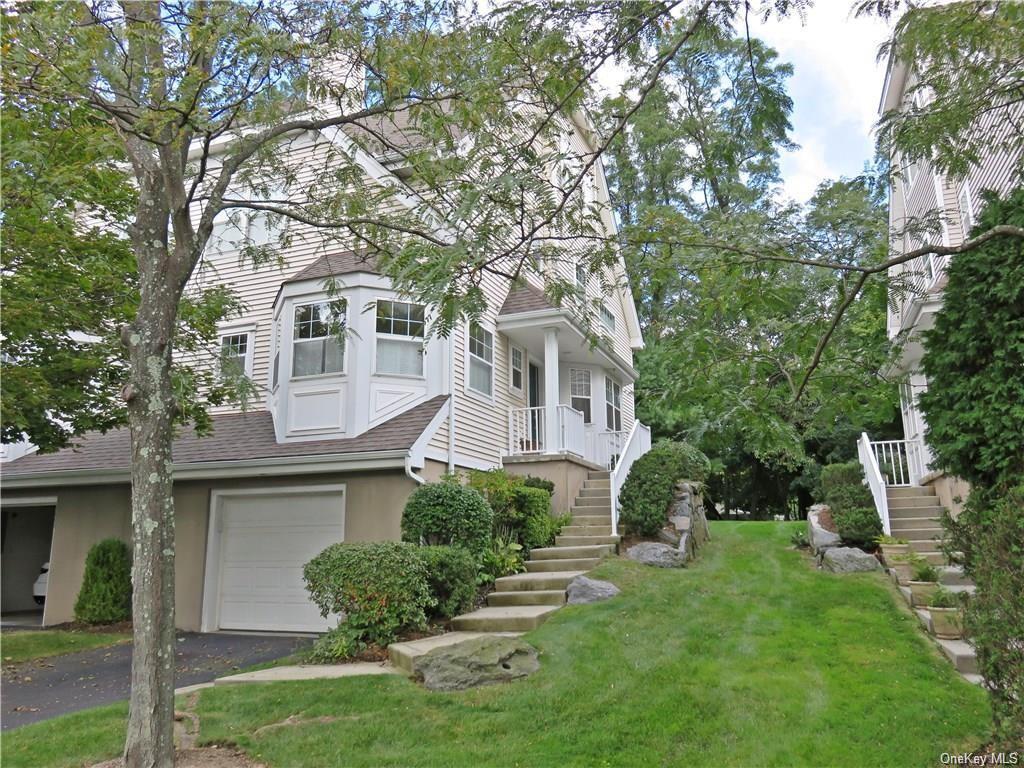 16 Winding Ridge Rd, White Plains, NY 10603 Condo for Rent in White