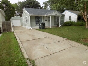 Building Photo - 4208 L St