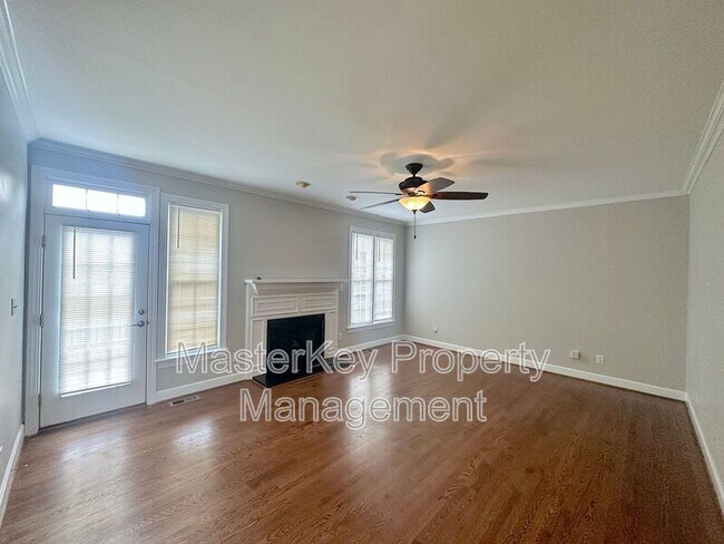 Building Photo - 115 Creek Park Dr
