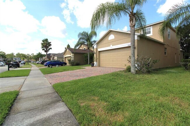 Foto del edificio - 16543 Cedar Run Dr