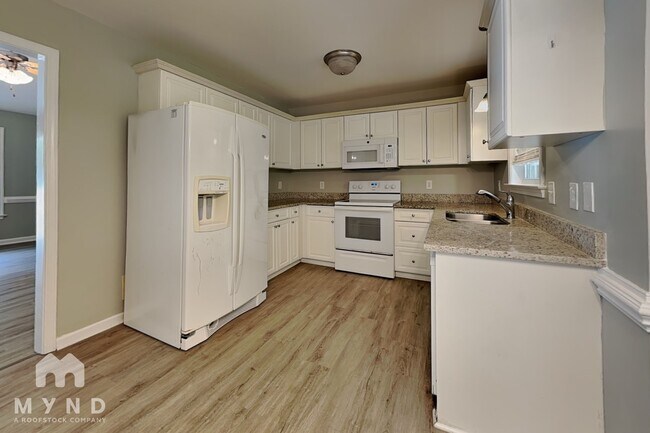 Foto del edificio - 50 Sapphire Ct